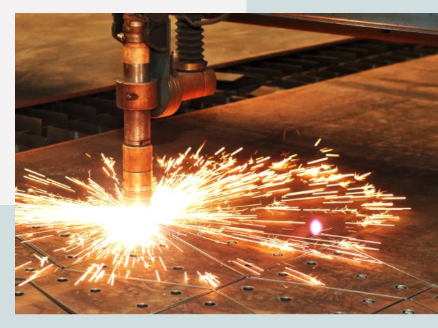 Плазменная резка металла в Саянске от 610 руб.